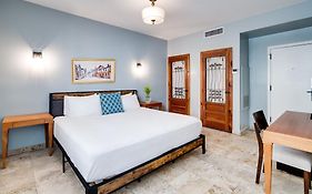 Kasa La Flora And Impala Miami Beach